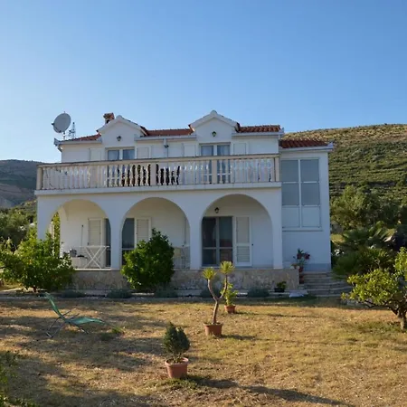 Blanka With A Beautiful View Of Apartment Trogir